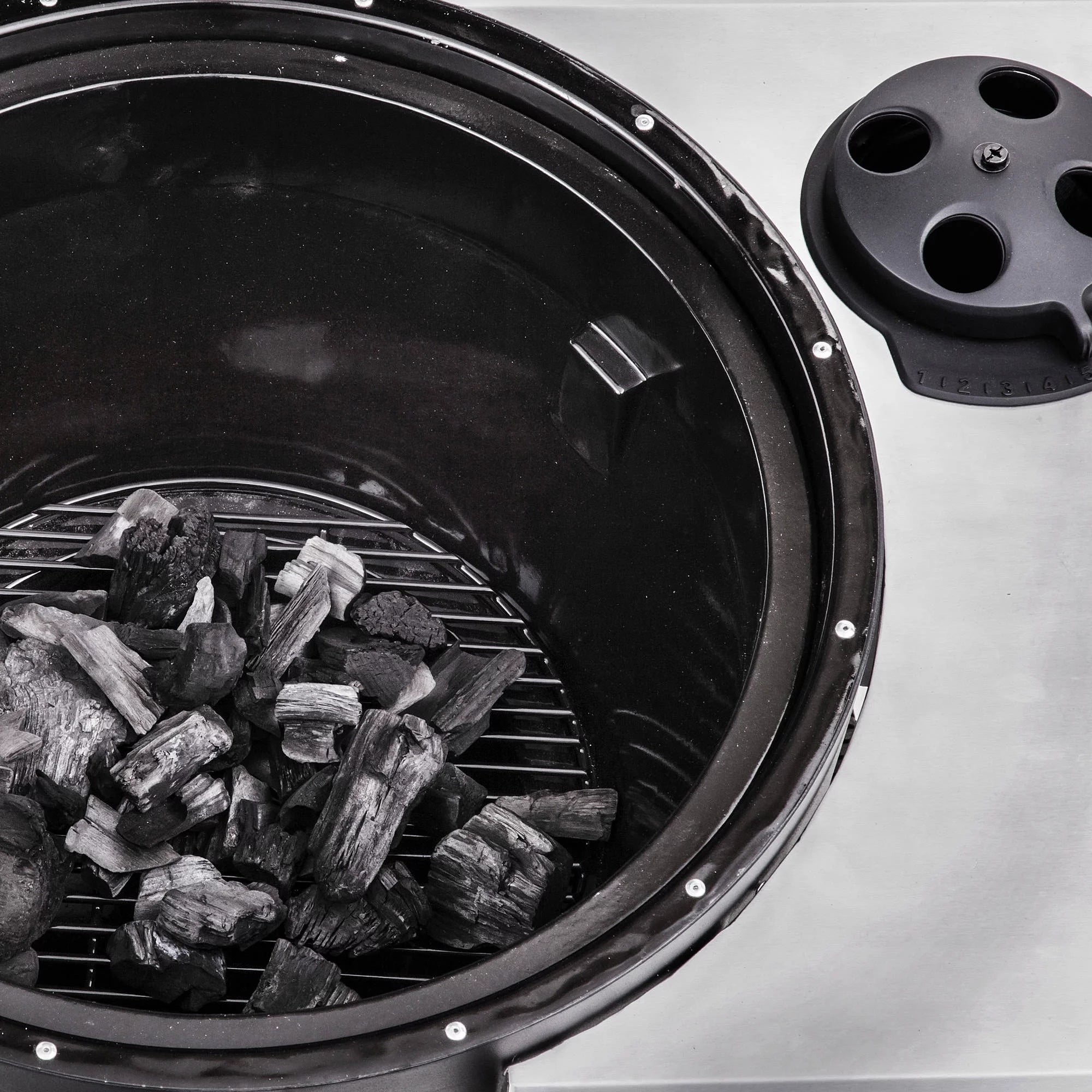 Kamado Grill O17676
