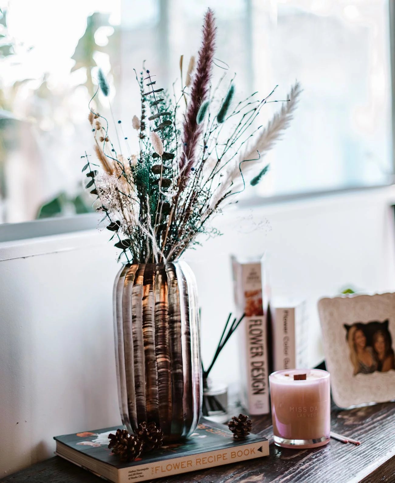 Large Dried Floral Bouquet, White G56714