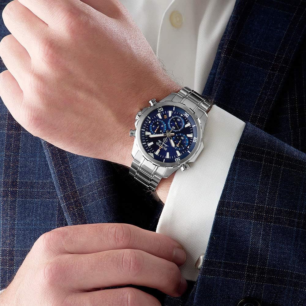 Men's Chronograph Quartz Watch with Stainless Steel Strap K240