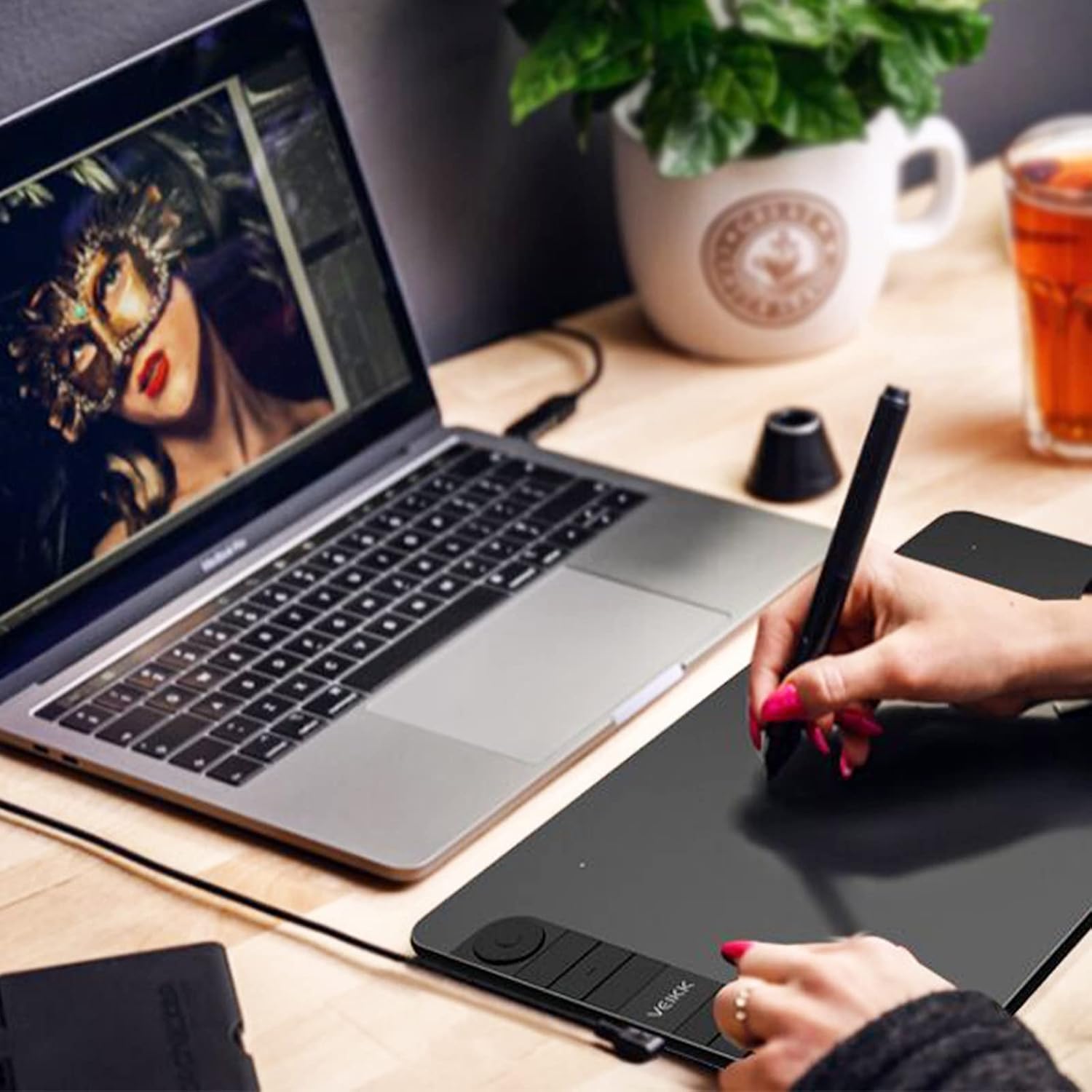 10 x 6 Inch Graphics Drawing Tablet with 8 Shortcut Keys, 8192 Levels Tilt Support M70694
