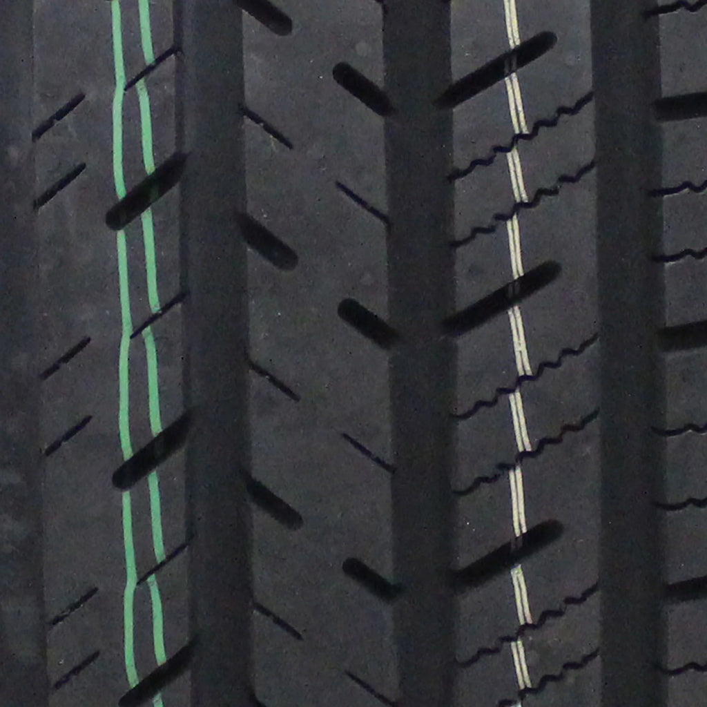 235/55R17 99W Tire for Ford Escape SE and Chevrolet Impala LTZ O14578