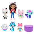 Gabby’s Dollhouse, Deluxe Gift Set with 7 Toy Doll Figures Ages 3 and up