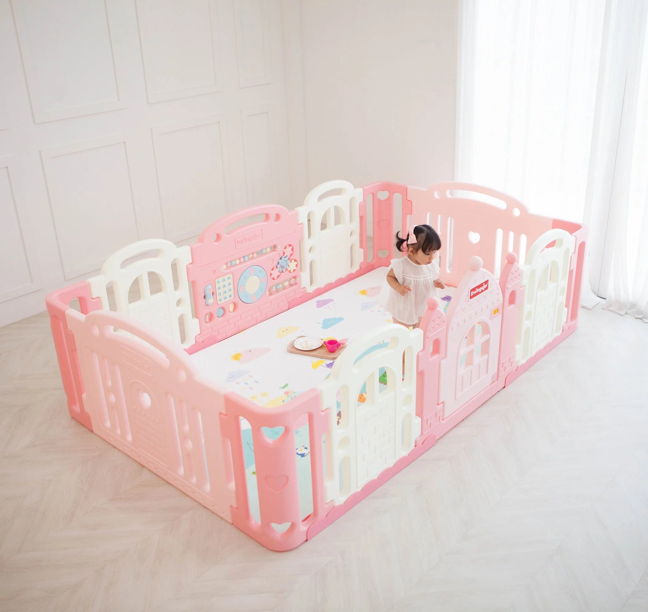 Castle Playpen Safety Gate O571