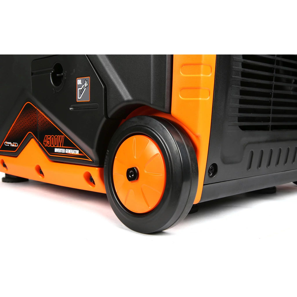 4500-Watt Dual Fuel Portable Inverter Generator M689