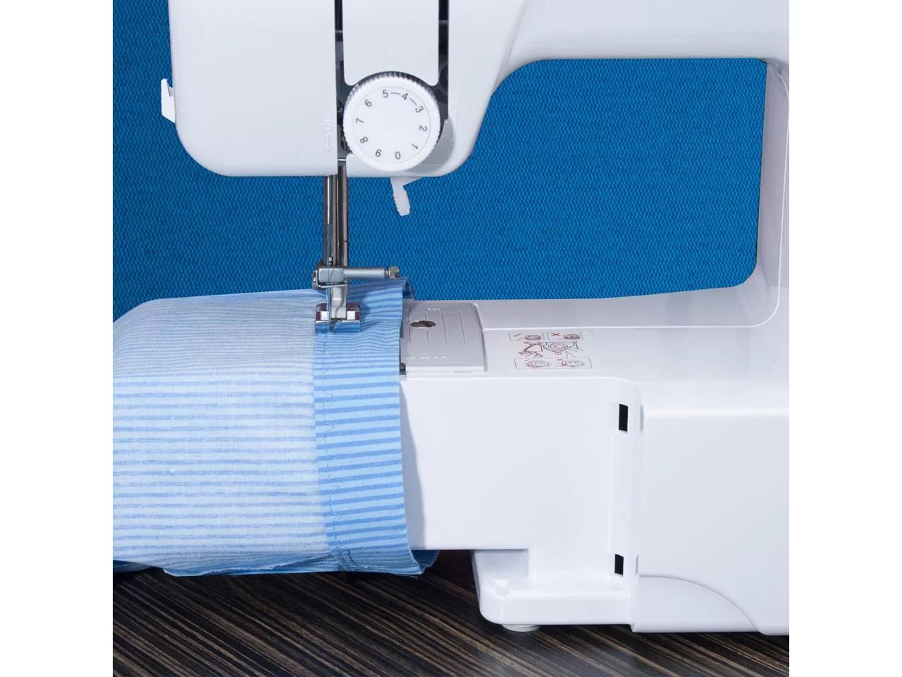 14-Stitch Sewing Machine F473932