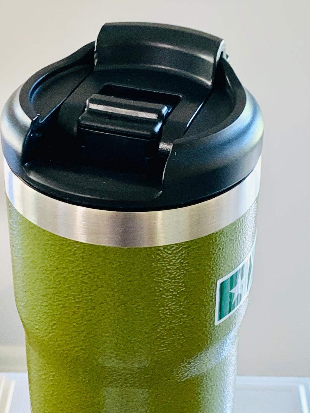 Double Walled Hammered Stainless Steel Tumbler With Handle T123120