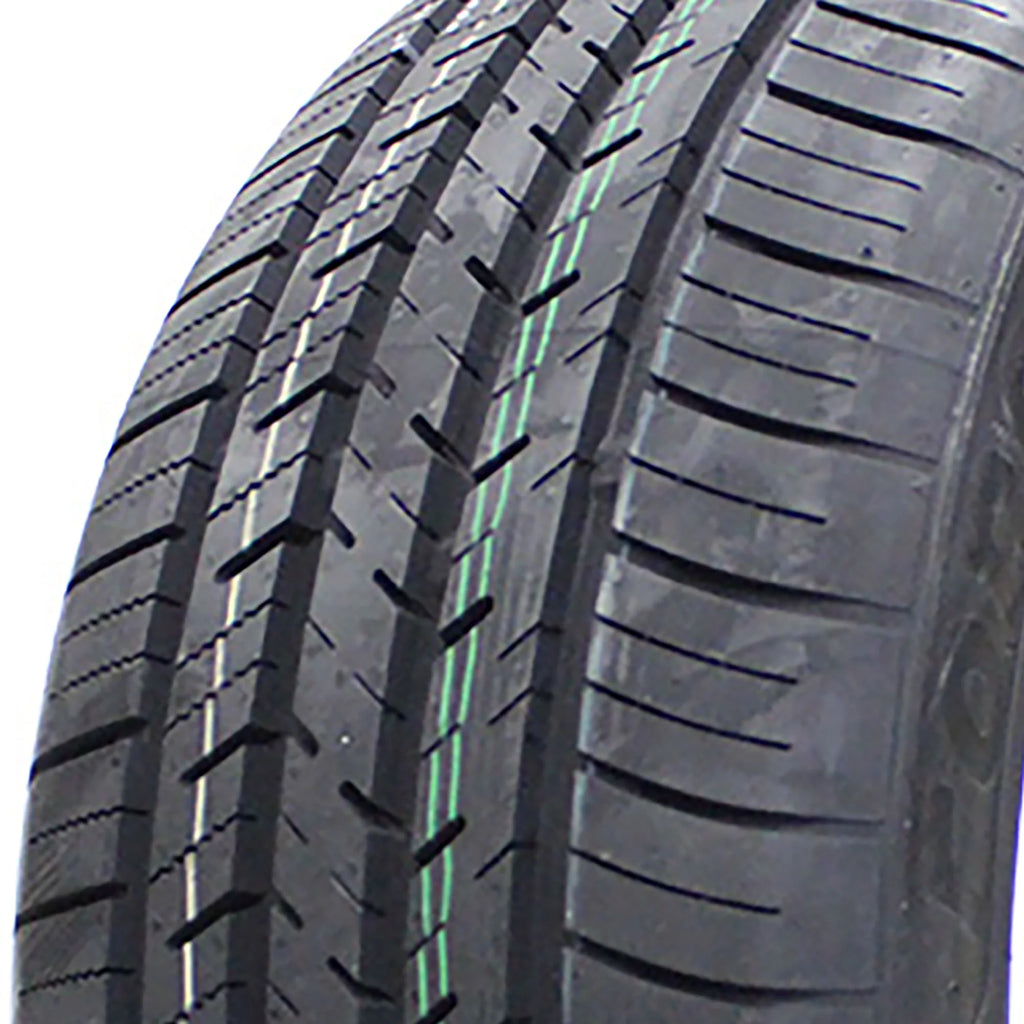 235/55R17 99W Tire for Ford Escape SE and Chevrolet Impala LTZ O14578