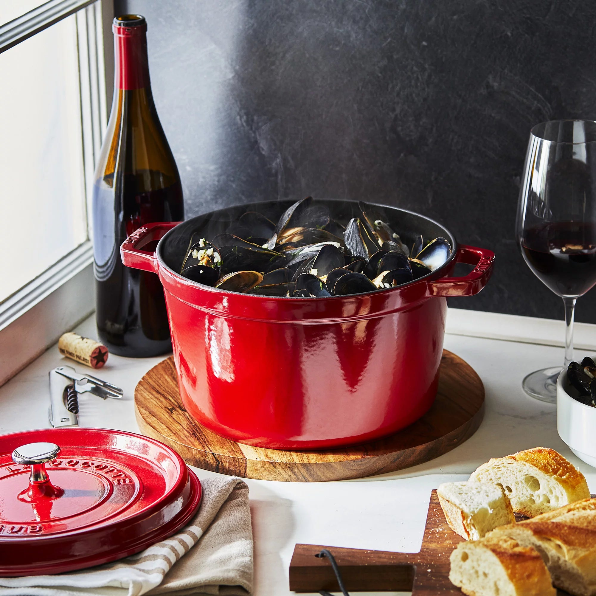 Cast Iron Dutch Oven 5-qt Tall Cocotte B666