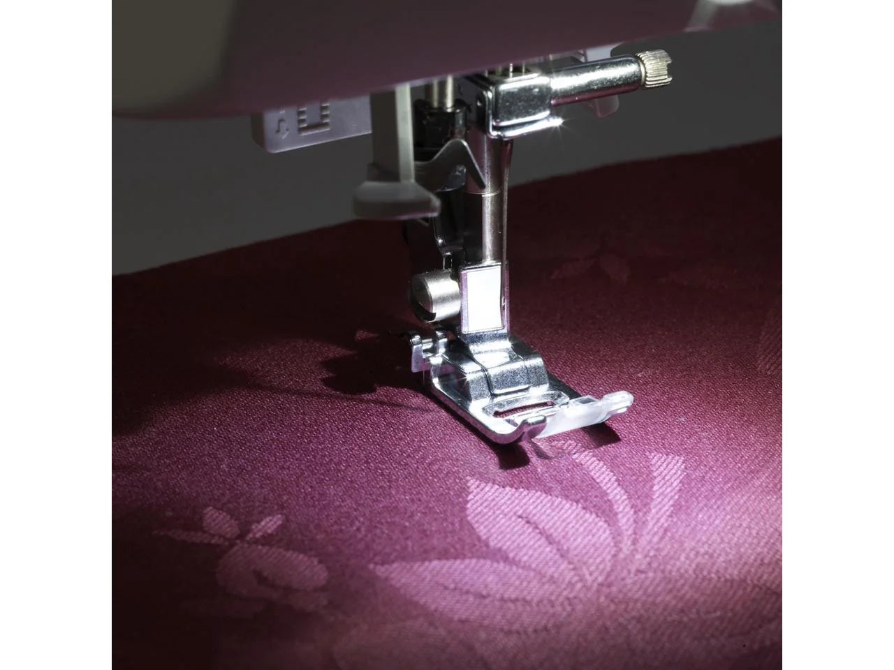 14-Stitch Sewing Machine F473932